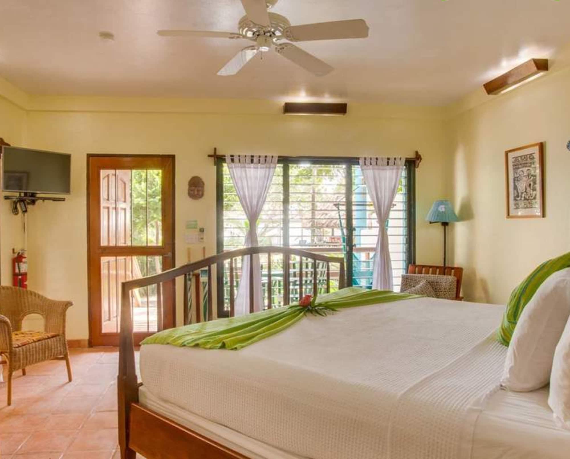 Robert'S Grove Beach Resort Placencia Exterior foto
